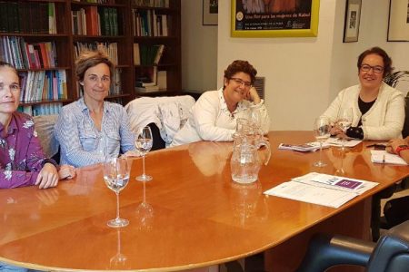Reunión con Silvia Buabent y Leire Olaberría en el Instituto de la mujer