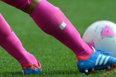 El fútbol femenino sigue siendo NO profesional. Amanda Gutierrez