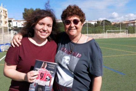 Compartiendo la Gloria. El libro de Mamen Hidalgo sobre mujeres futbolistas